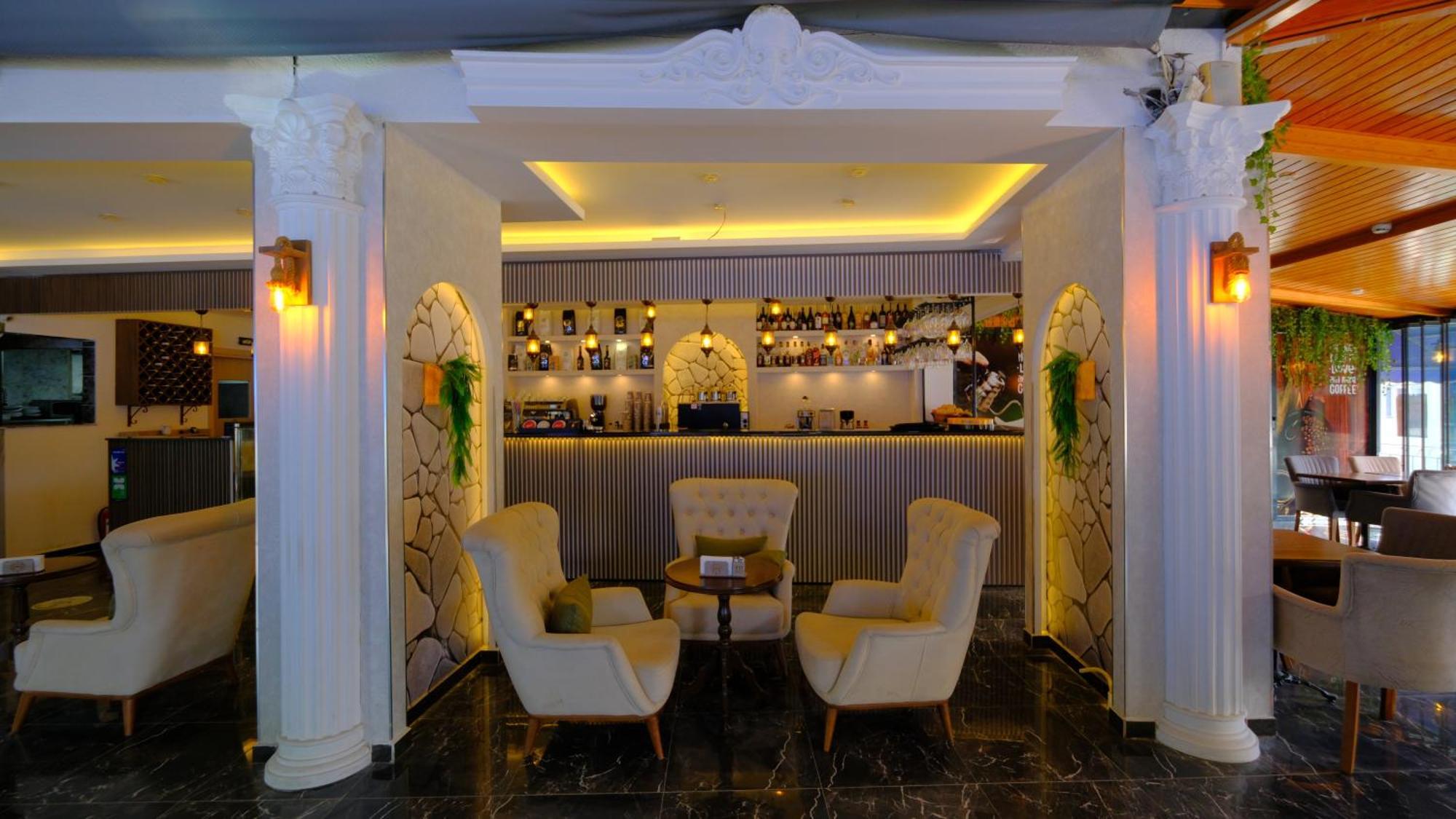 Elada Luxury Otel Arsuz Extérieur photo
