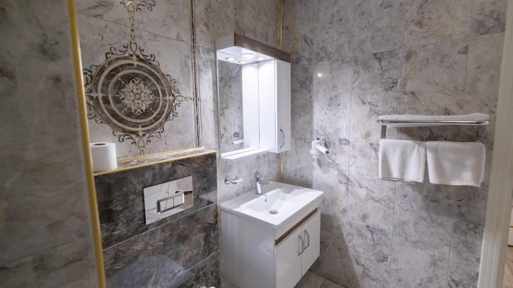 Elada Luxury Otel Arsuz Extérieur photo
